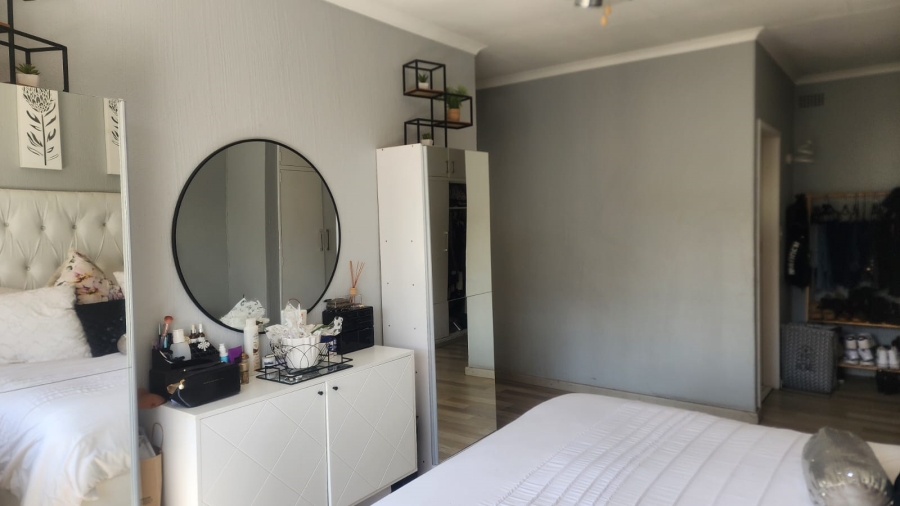 4 Bedroom Property for Sale in Parkrand Gauteng
