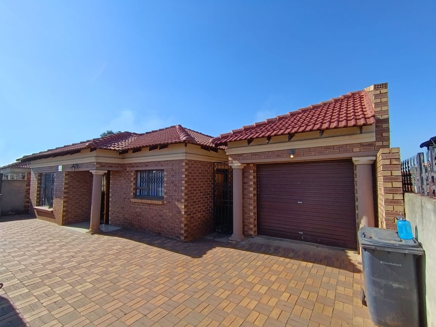 3 Bedroom Property for Sale in Kwa Thema Gauteng