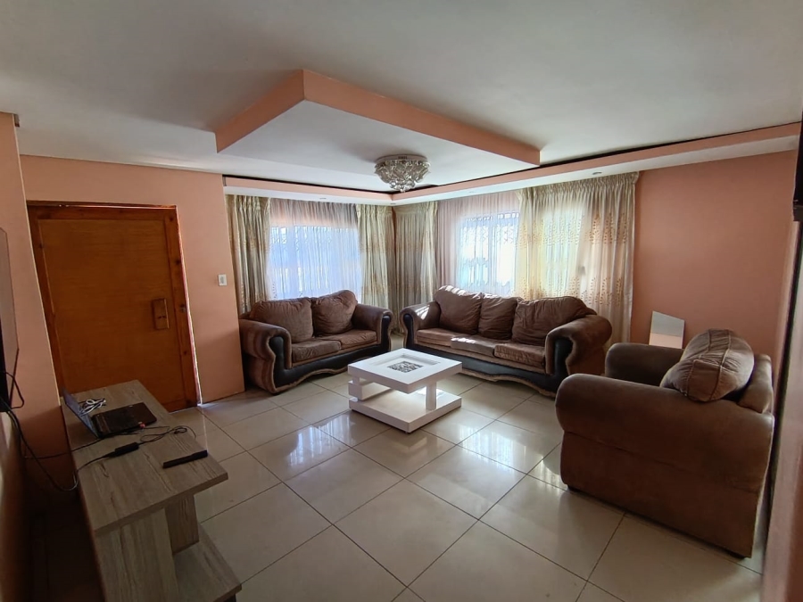 3 Bedroom Property for Sale in Kwa Thema Gauteng