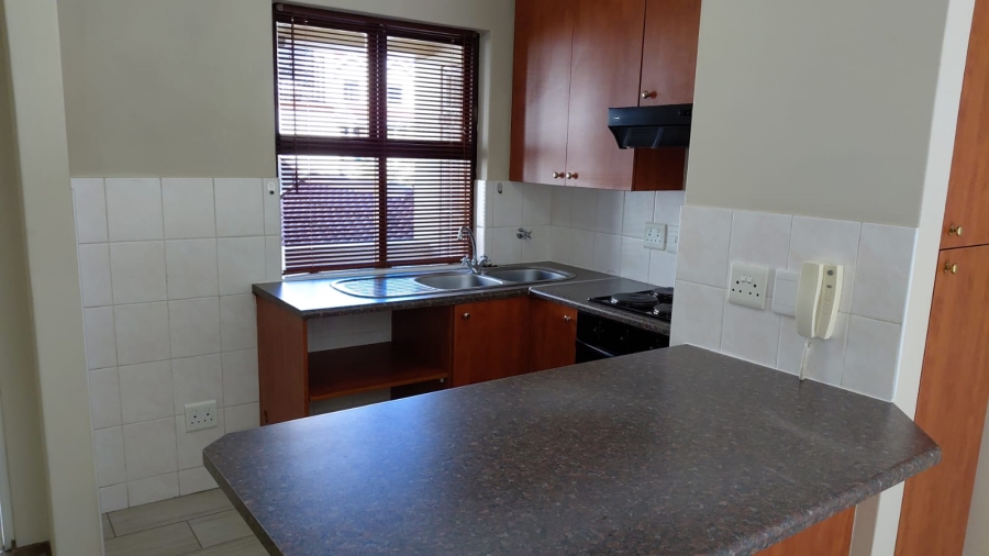 To Let 1 Bedroom Property for Rent in Bryanston Gauteng