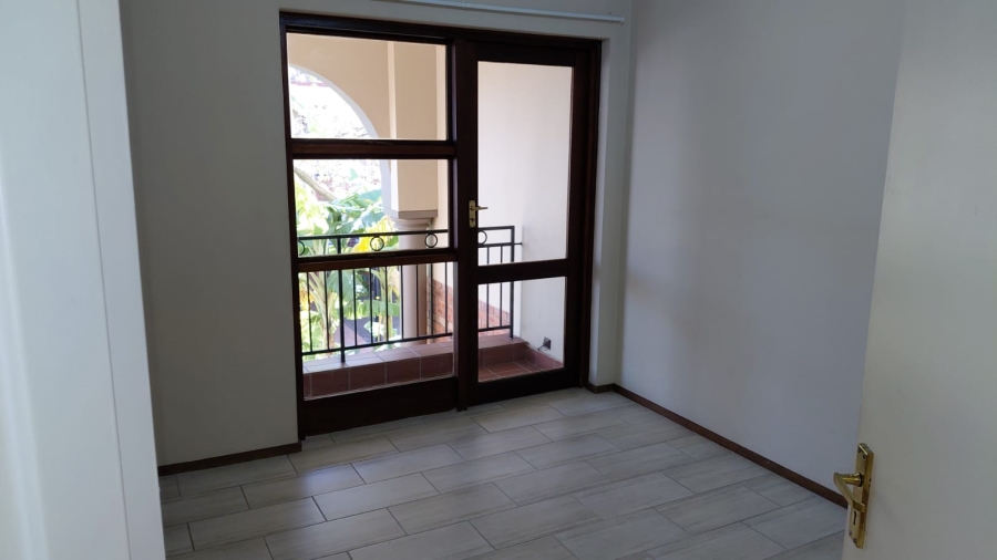To Let 1 Bedroom Property for Rent in Bryanston Gauteng