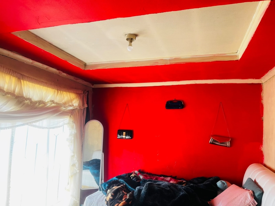 2 Bedroom Property for Sale in Daveyton Gauteng