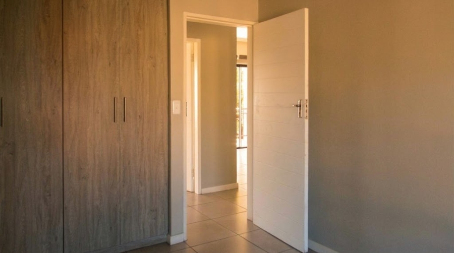 2 Bedroom Property for Sale in Goedeburg Gauteng