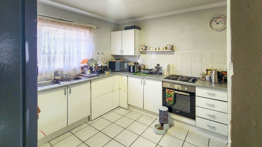 2 Bedroom Property for Sale in Witfield Gauteng