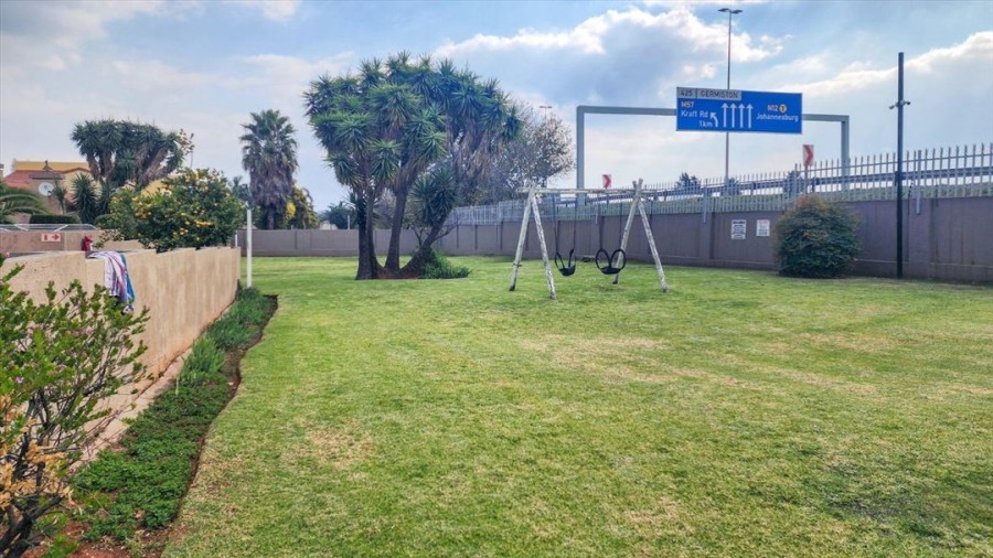 2 Bedroom Property for Sale in Witfield Gauteng