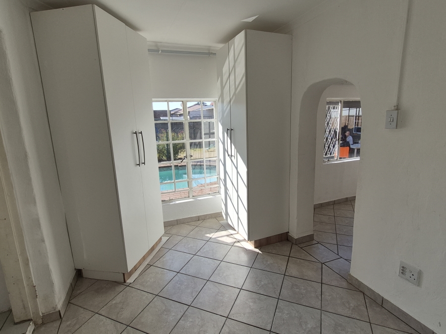 3 Bedroom Property for Sale in Gerdview Gauteng