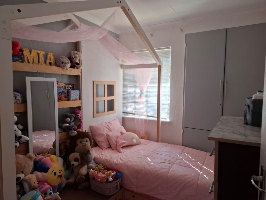 2 Bedroom Property for Sale in Dalpark Gauteng