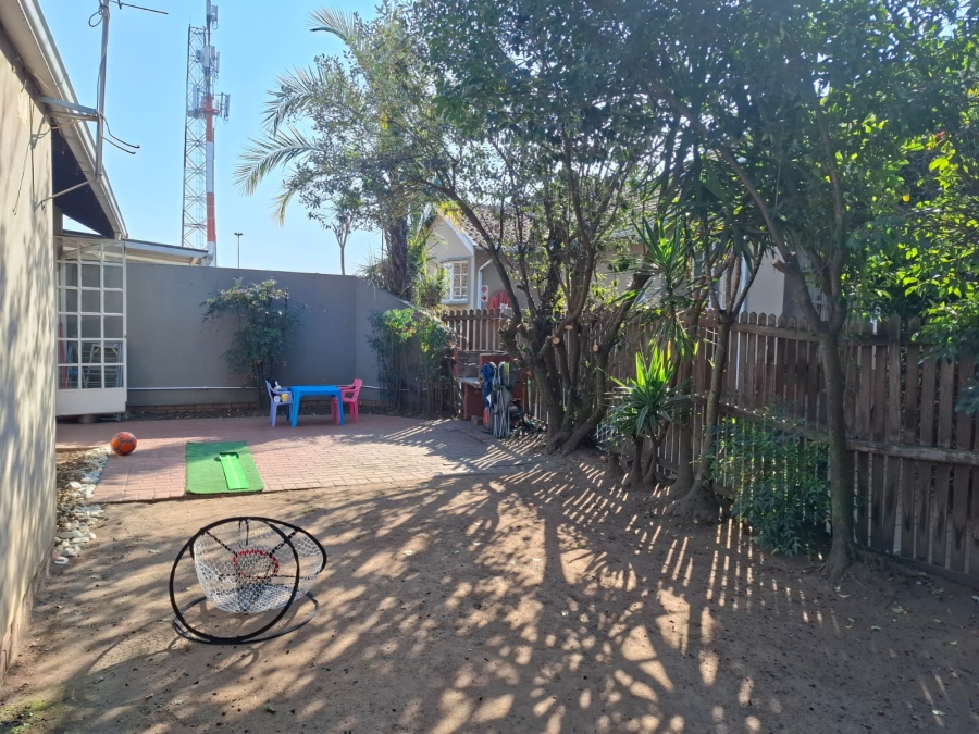 2 Bedroom Property for Sale in Dalpark Gauteng