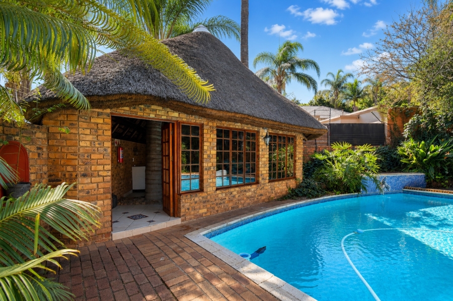 9 Bedroom Property for Sale in Baileys Muckleneuk Gauteng
