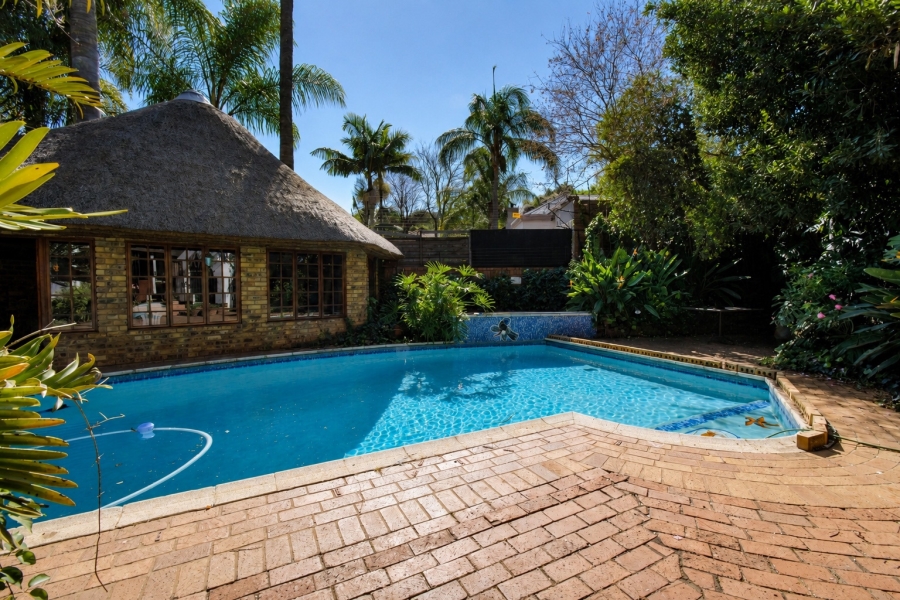 9 Bedroom Property for Sale in Baileys Muckleneuk Gauteng