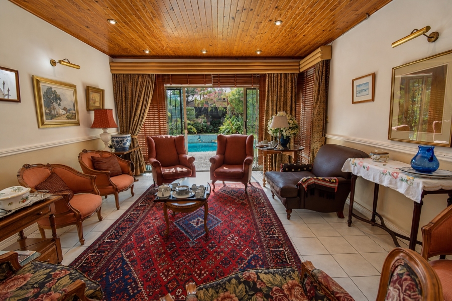9 Bedroom Property for Sale in Baileys Muckleneuk Gauteng