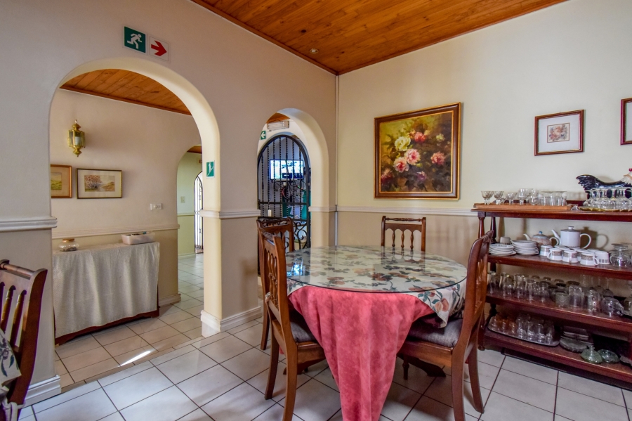 9 Bedroom Property for Sale in Baileys Muckleneuk Gauteng