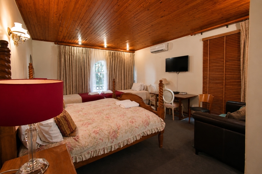 9 Bedroom Property for Sale in Baileys Muckleneuk Gauteng