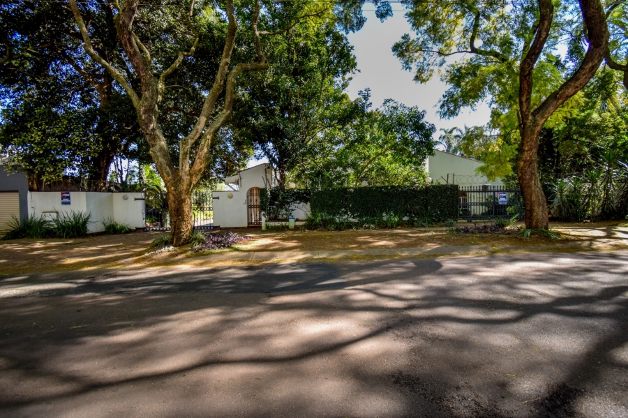9 Bedroom Property for Sale in Baileys Muckleneuk Gauteng