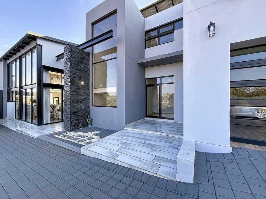 6 Bedroom Property for Sale in The Hills Game Reserve Estate Gauteng