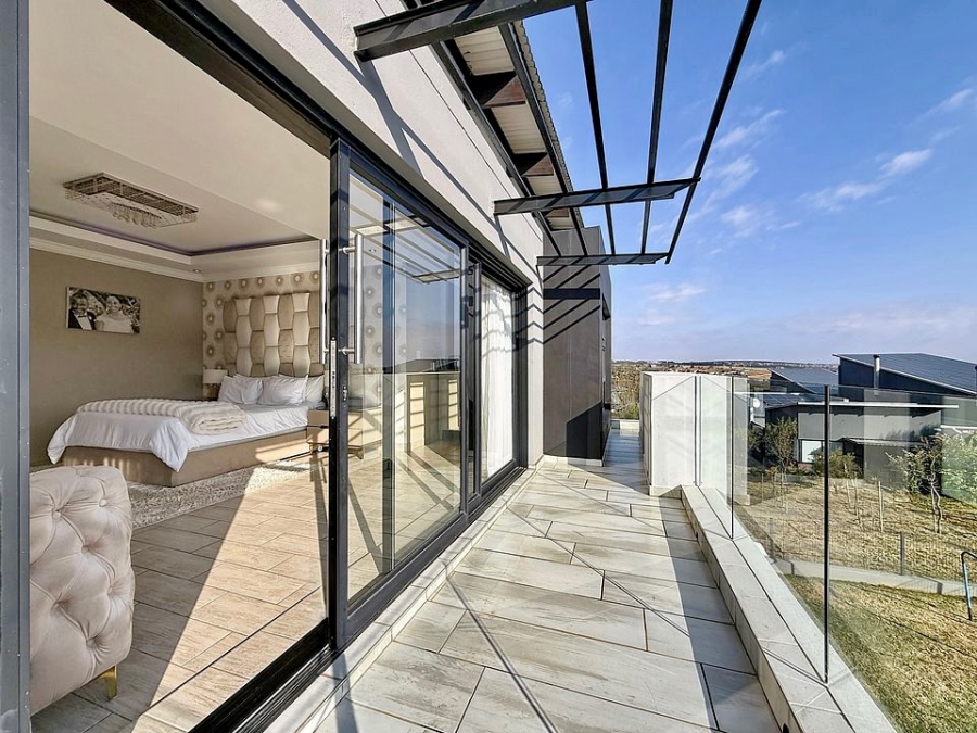 6 Bedroom Property for Sale in The Hills Game Reserve Estate Gauteng