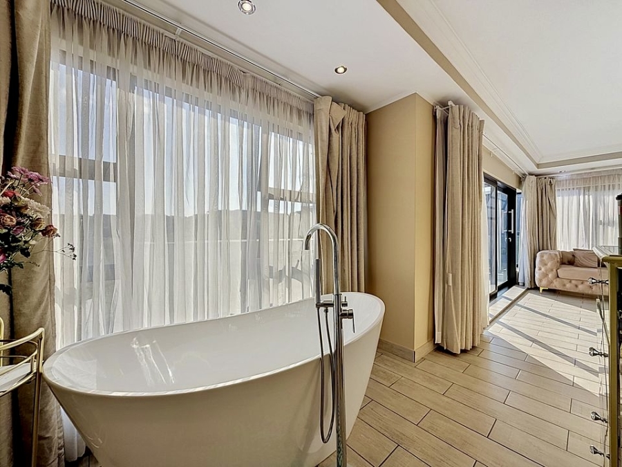 6 Bedroom Property for Sale in The Hills Game Reserve Estate Gauteng