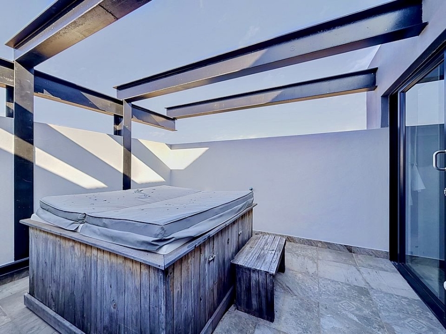 6 Bedroom Property for Sale in The Hills Game Reserve Estate Gauteng