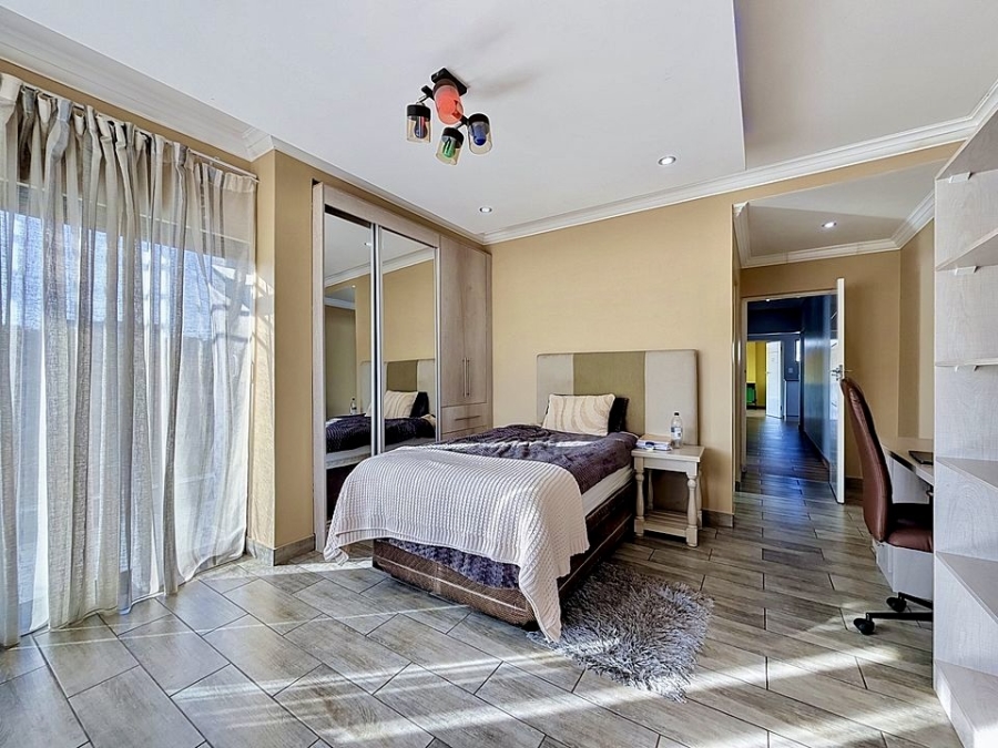6 Bedroom Property for Sale in The Hills Game Reserve Estate Gauteng