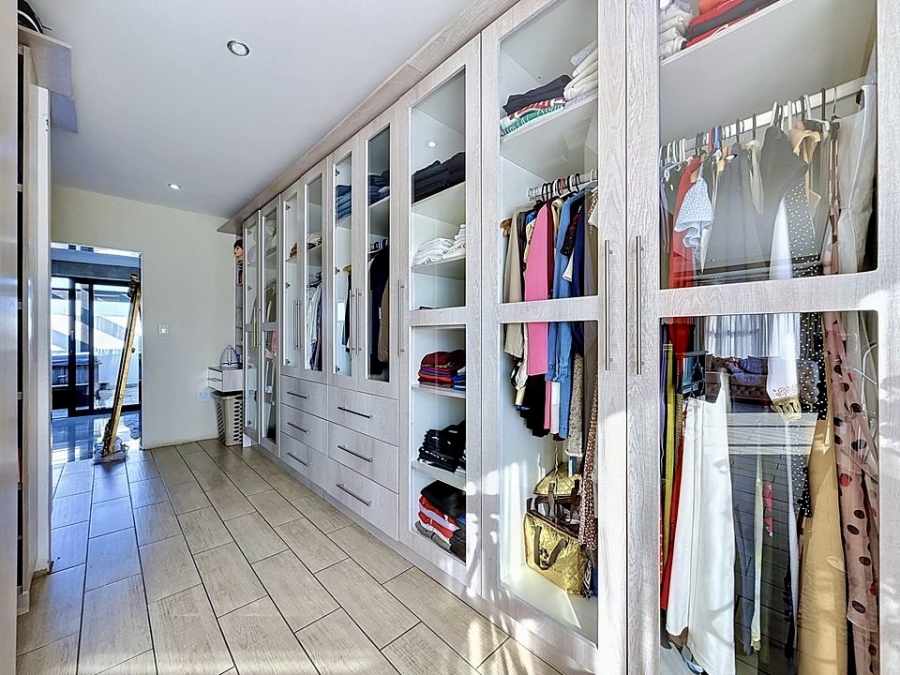 6 Bedroom Property for Sale in The Hills Game Reserve Estate Gauteng