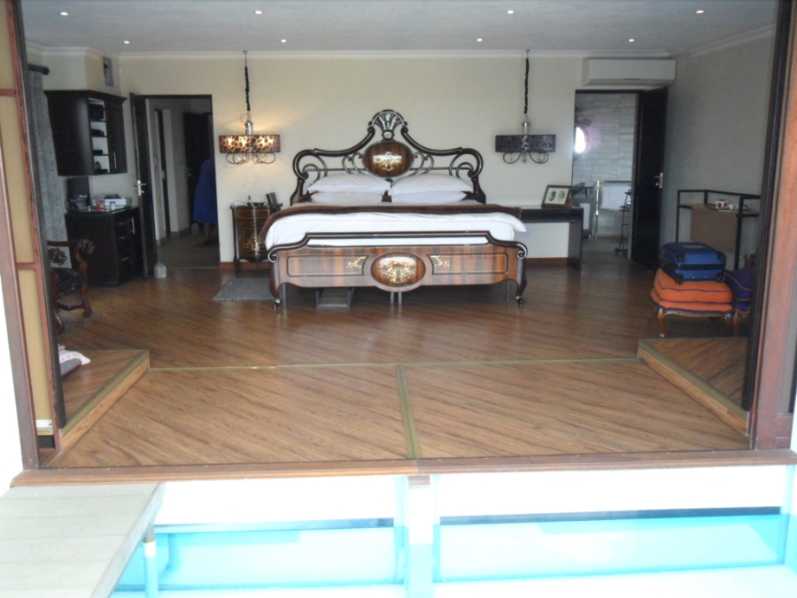9 Bedroom Property for Sale in Waterkloof Ridge Gauteng