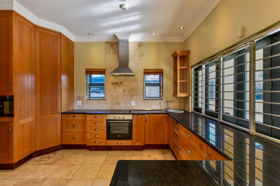 4 Bedroom Property for Sale in Baileys Muckleneuk Gauteng