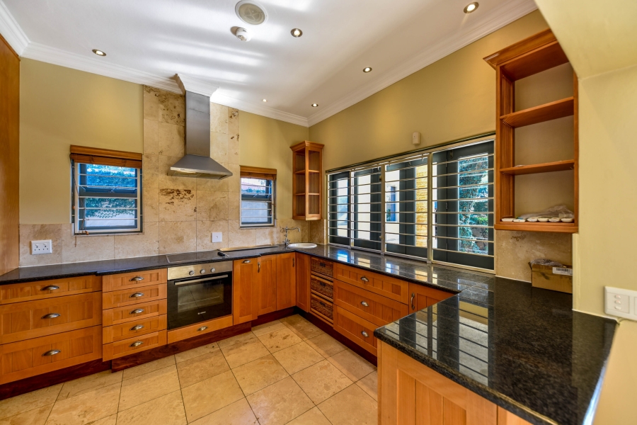 4 Bedroom Property for Sale in Baileys Muckleneuk Gauteng