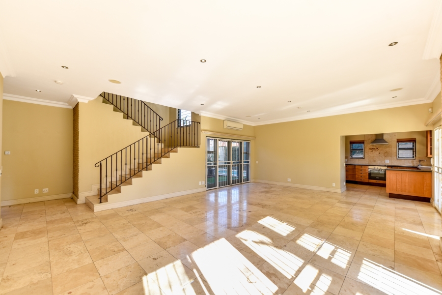 4 Bedroom Property for Sale in Baileys Muckleneuk Gauteng