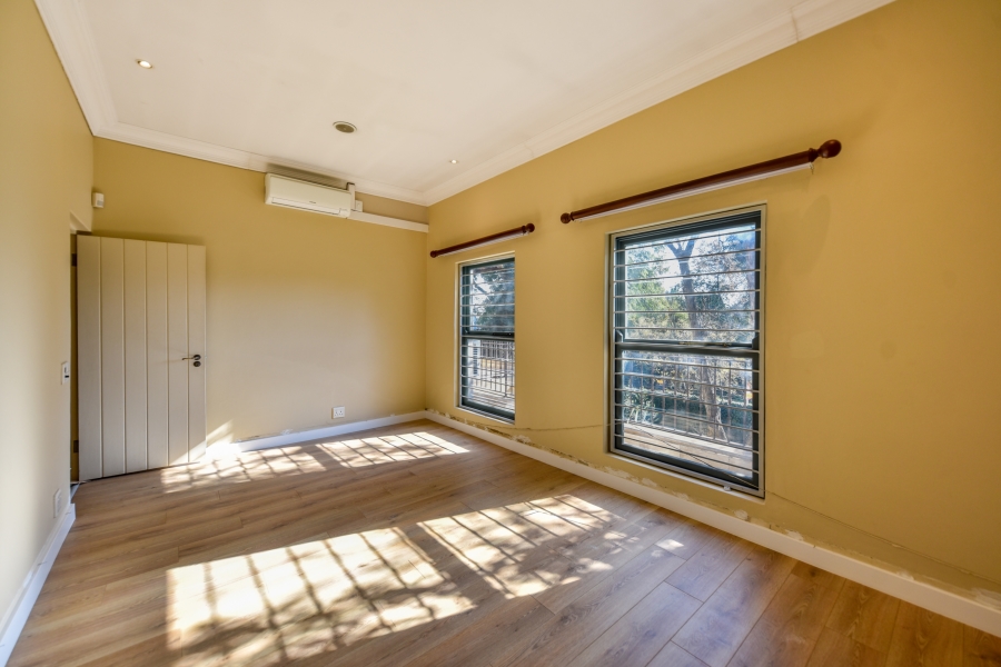 4 Bedroom Property for Sale in Baileys Muckleneuk Gauteng