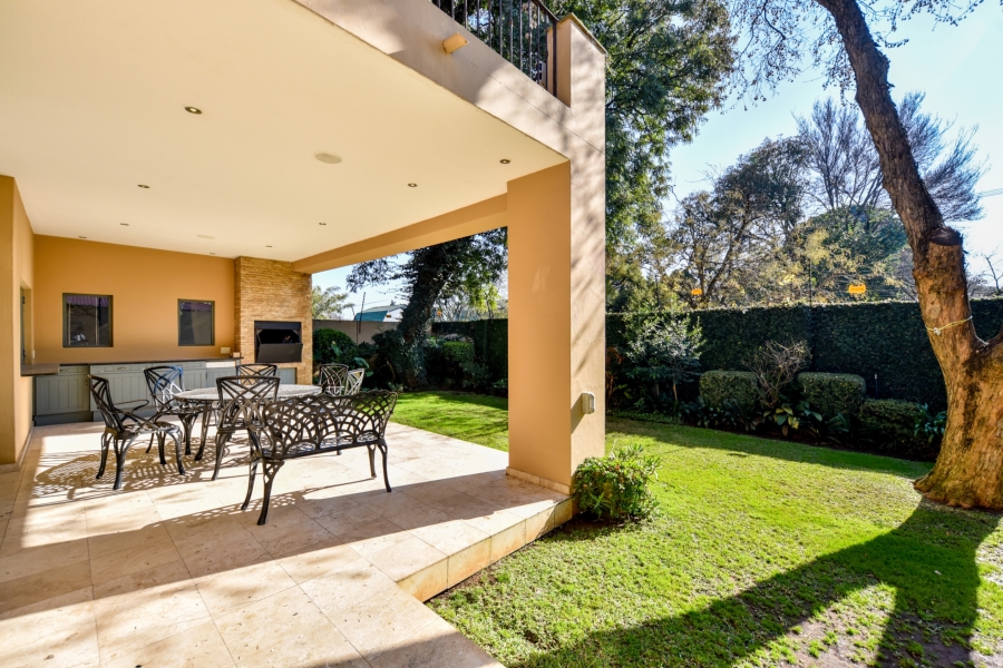 4 Bedroom Property for Sale in Baileys Muckleneuk Gauteng