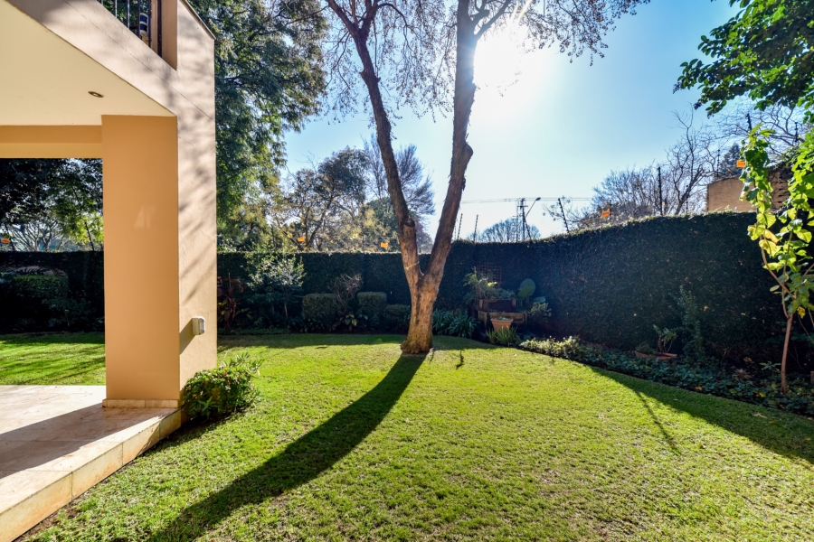 4 Bedroom Property for Sale in Baileys Muckleneuk Gauteng