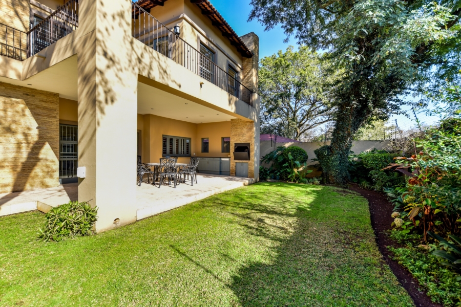 4 Bedroom Property for Sale in Baileys Muckleneuk Gauteng