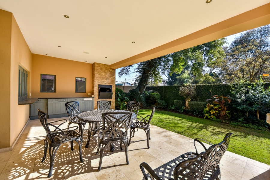 4 Bedroom Property for Sale in Baileys Muckleneuk Gauteng