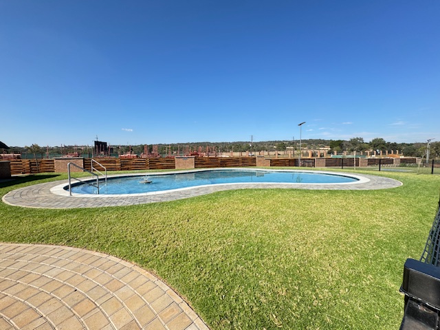 To Let 2 Bedroom Property for Rent in Mooikloof Gauteng