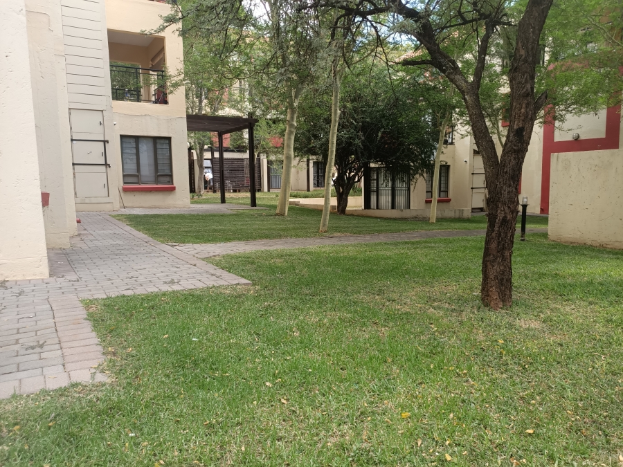 1 Bedroom Property for Sale in Hazeldean Gauteng