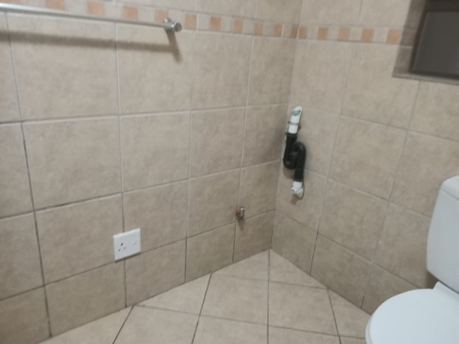 1 Bedroom Property for Sale in Hazeldean Gauteng