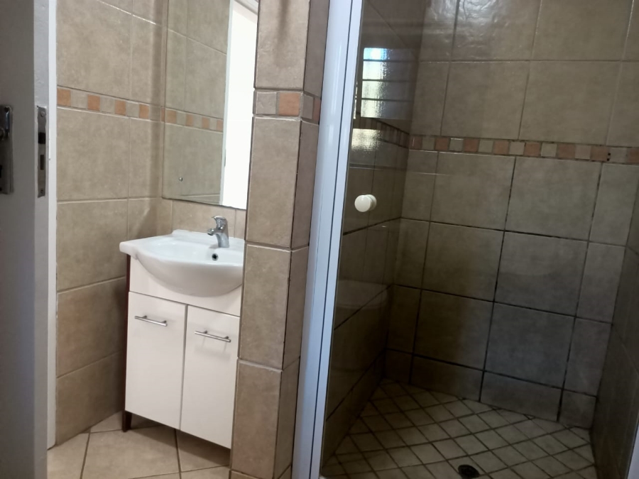 1 Bedroom Property for Sale in Hazeldean Gauteng