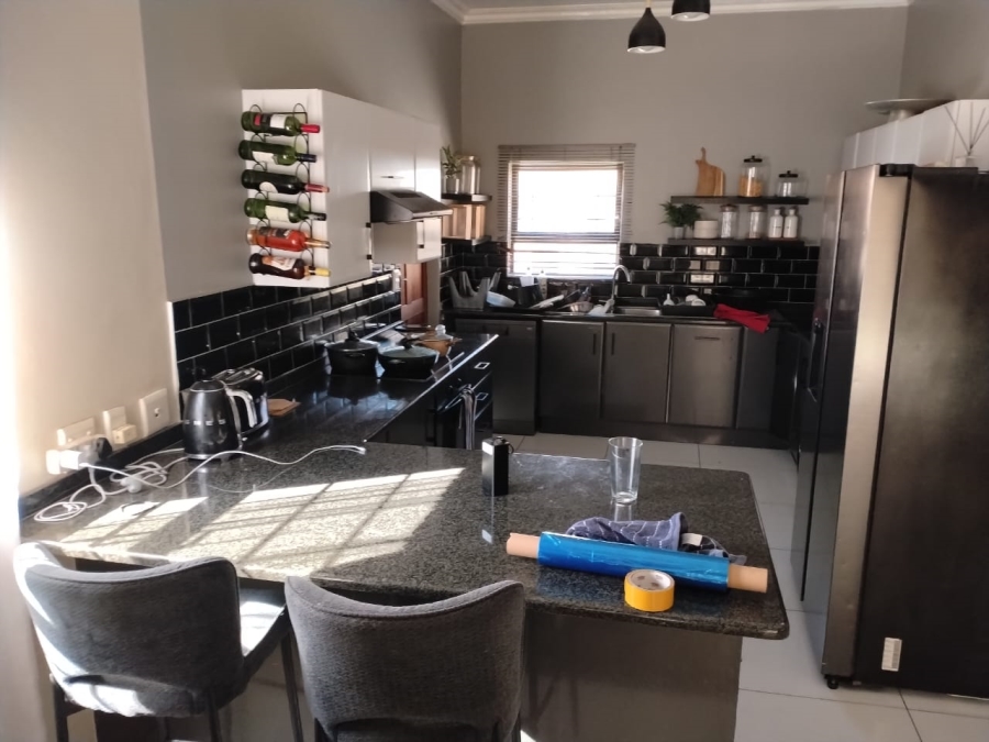 3 Bedroom Property for Sale in Noordhang Gauteng