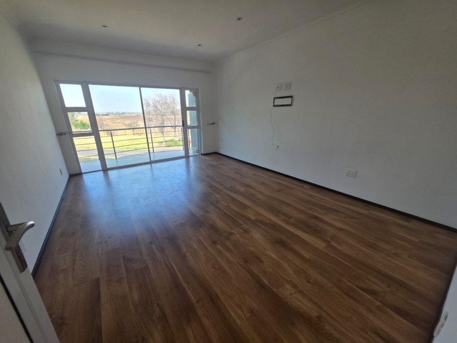 To Let 4 Bedroom Property for Rent in Ebotse Golf Estate Gauteng