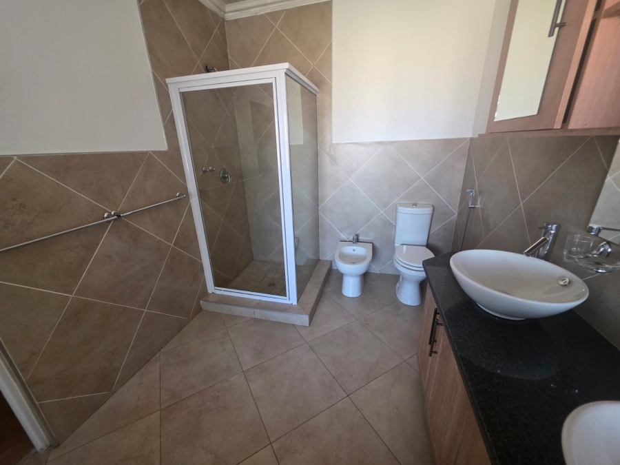 To Let 4 Bedroom Property for Rent in Ebotse Golf Estate Gauteng