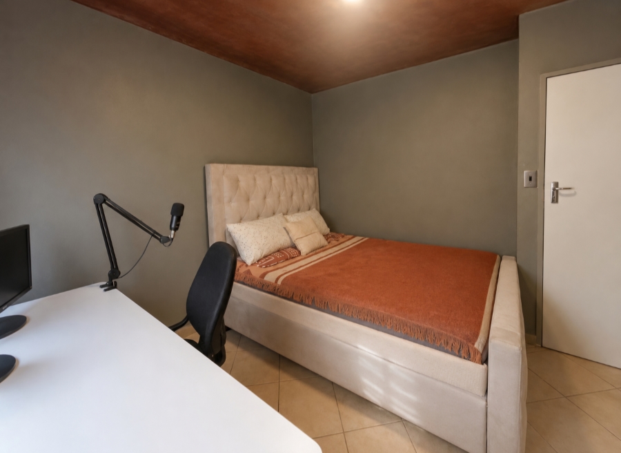 2 Bedroom Property for Sale in Eco Park Gauteng