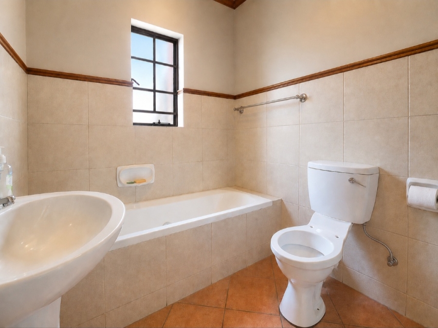 2 Bedroom Property for Sale in Eco Park Gauteng