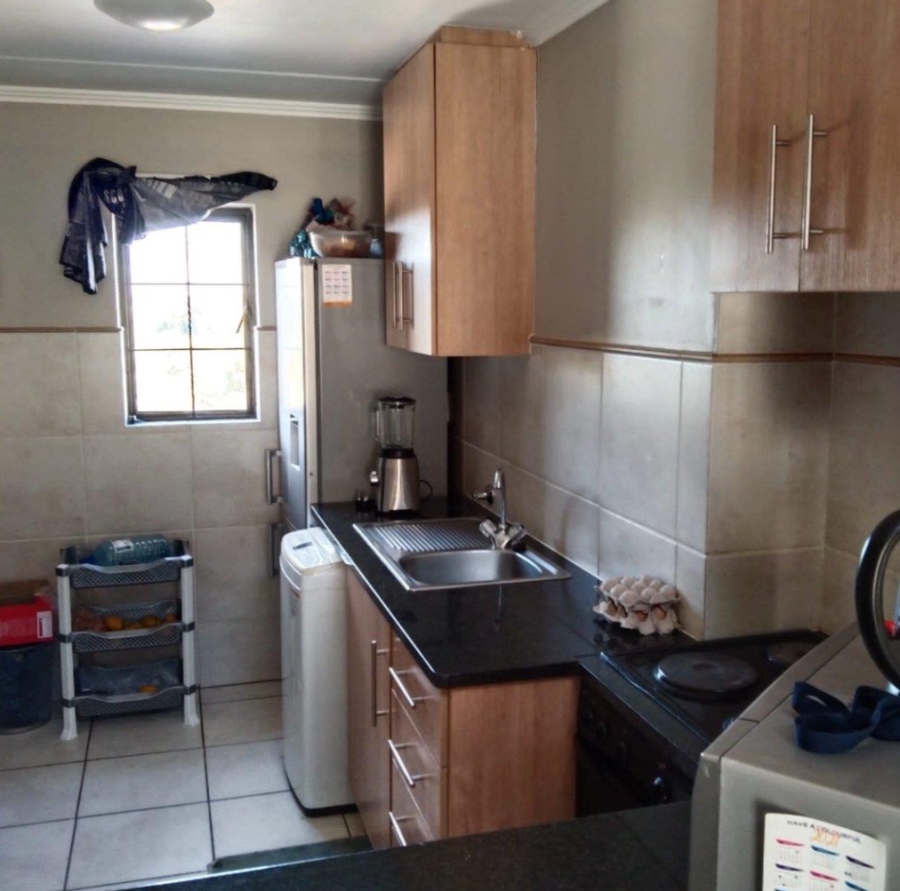 2 Bedroom Property for Sale in Kosmosdal Gauteng