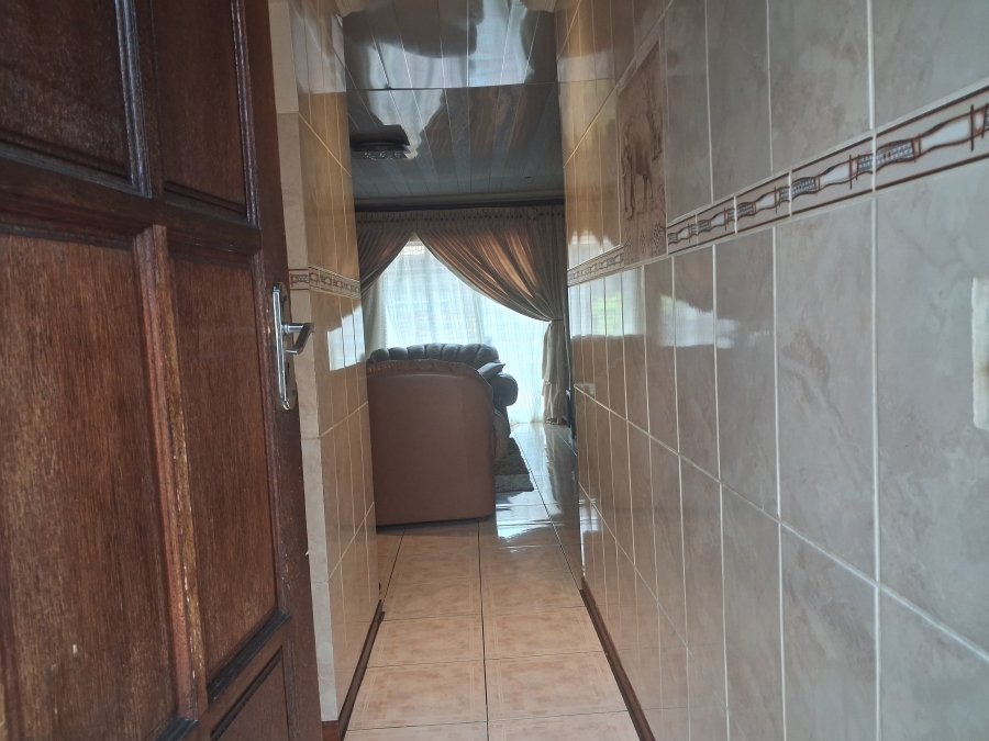 2 Bedroom Property for Sale in The Orchards Gauteng