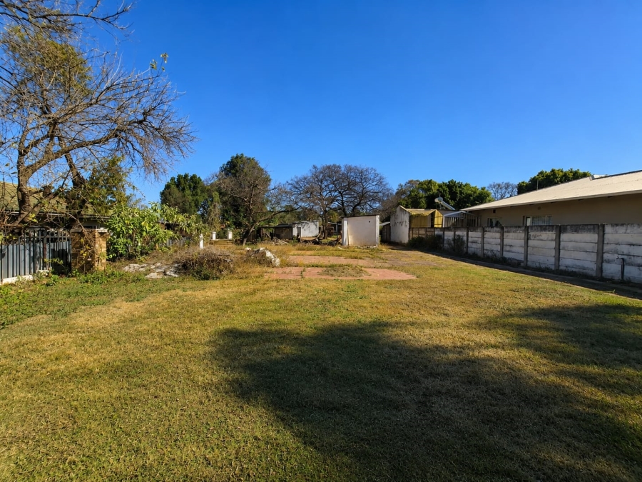 1 Bedroom Property for Sale in Wonderboom South Gauteng