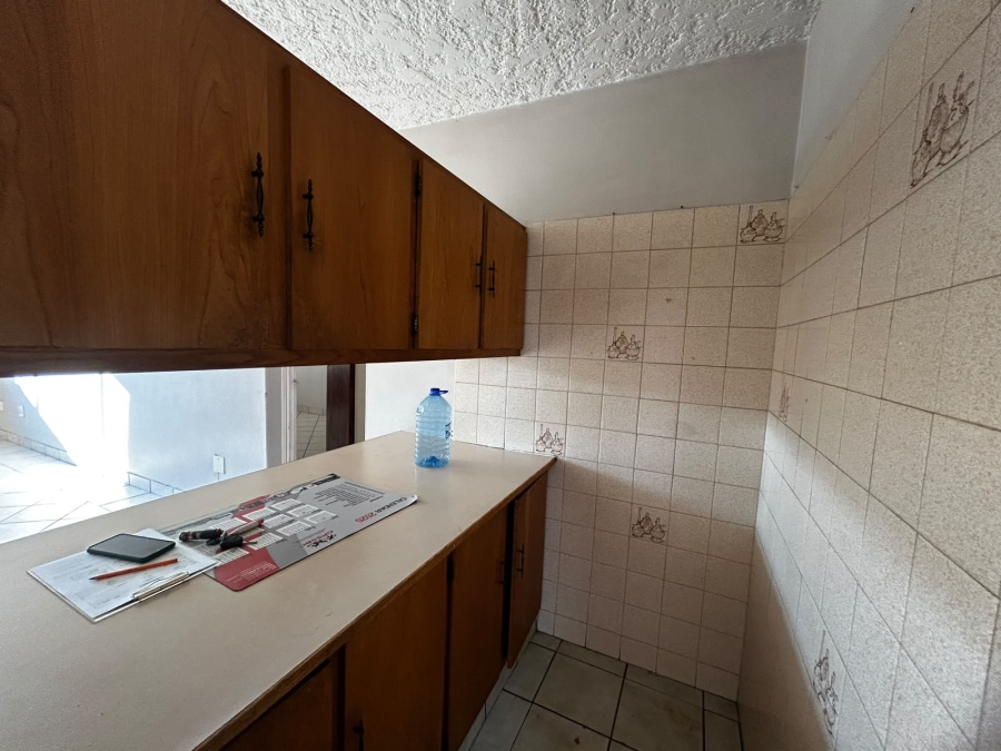 To Let 2 Bedroom Property for Rent in Wonderboom South Gauteng