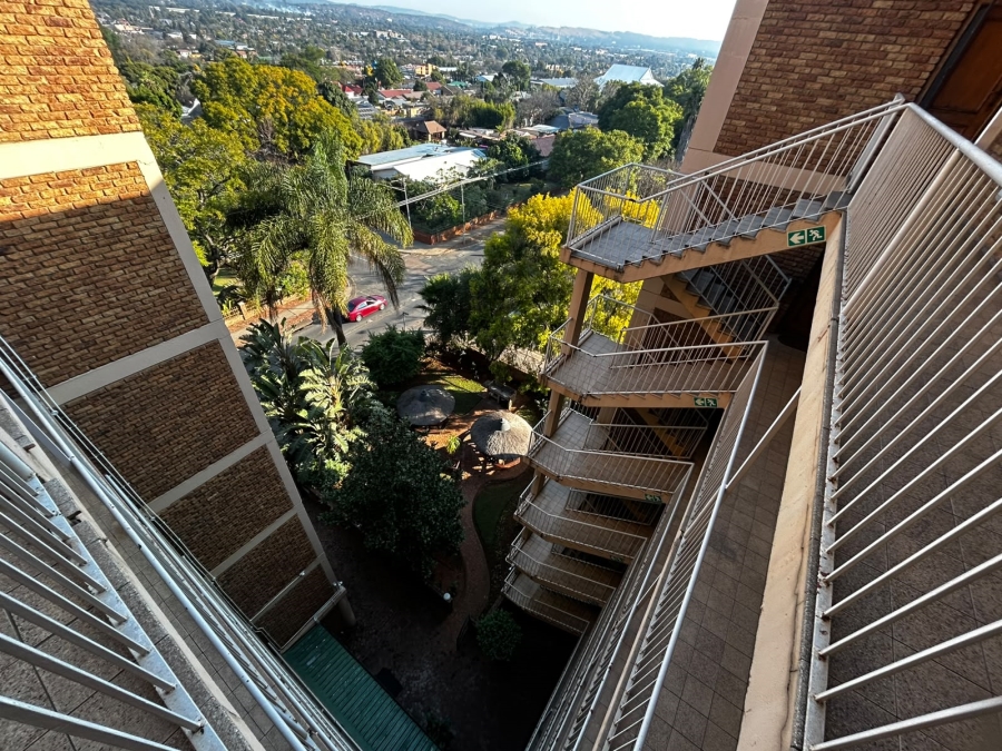 To Let 2 Bedroom Property for Rent in Wonderboom South Gauteng