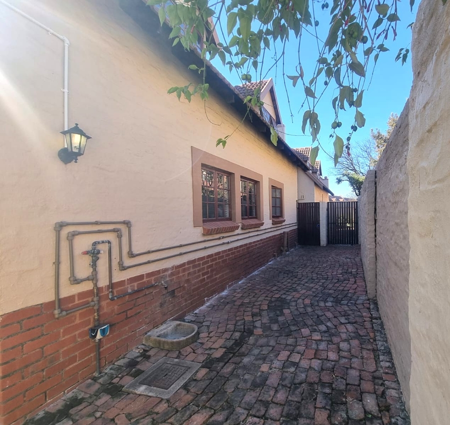To Let 3 Bedroom Property for Rent in Equestria Gauteng