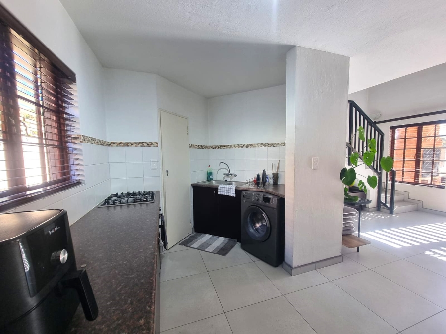To Let 3 Bedroom Property for Rent in Equestria Gauteng