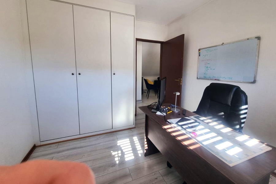 To Let 3 Bedroom Property for Rent in Equestria Gauteng
